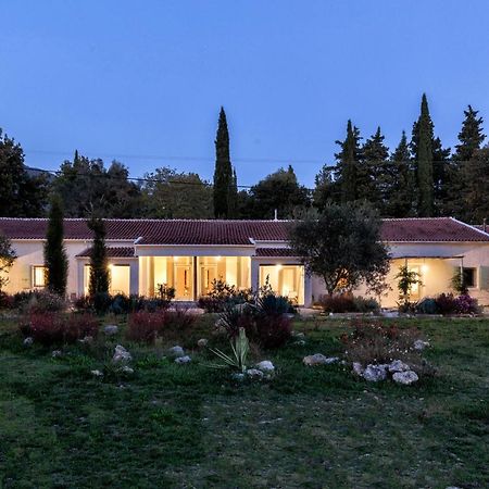 Luna Inn B&B Faiakes Esterno foto