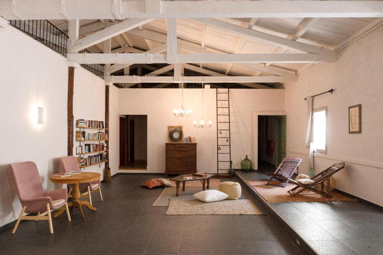 Luna Inn B&B Faiakes Esterno foto